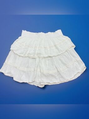Crown & Ivy White Rayon Medium Tiered Boho Mini Skirt Smocked Cottage Festival